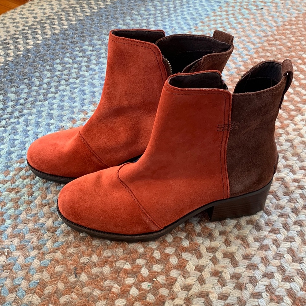 Sorel Cate waterproof suede color block boot